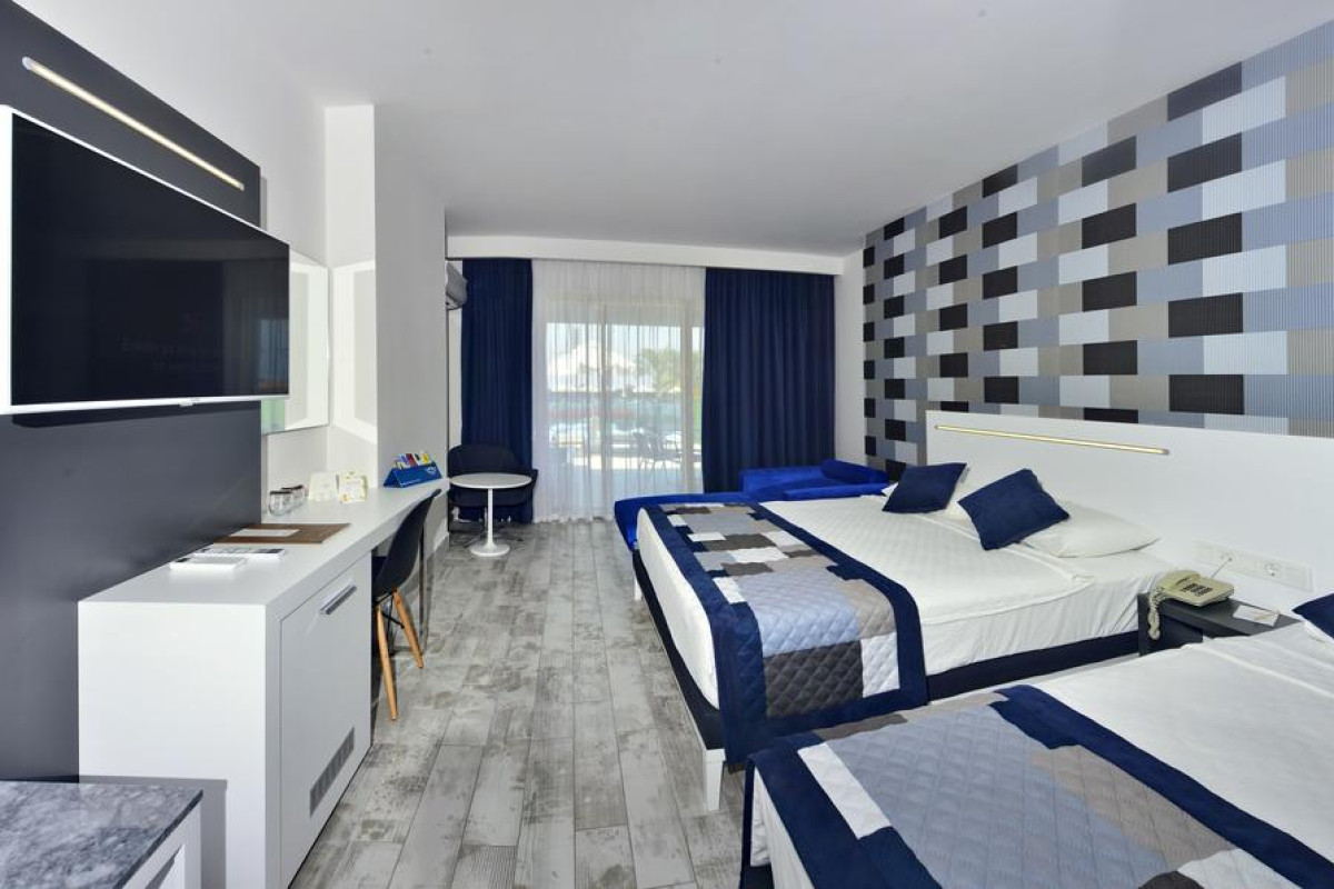 WHITE CITY BEACH HOTEL