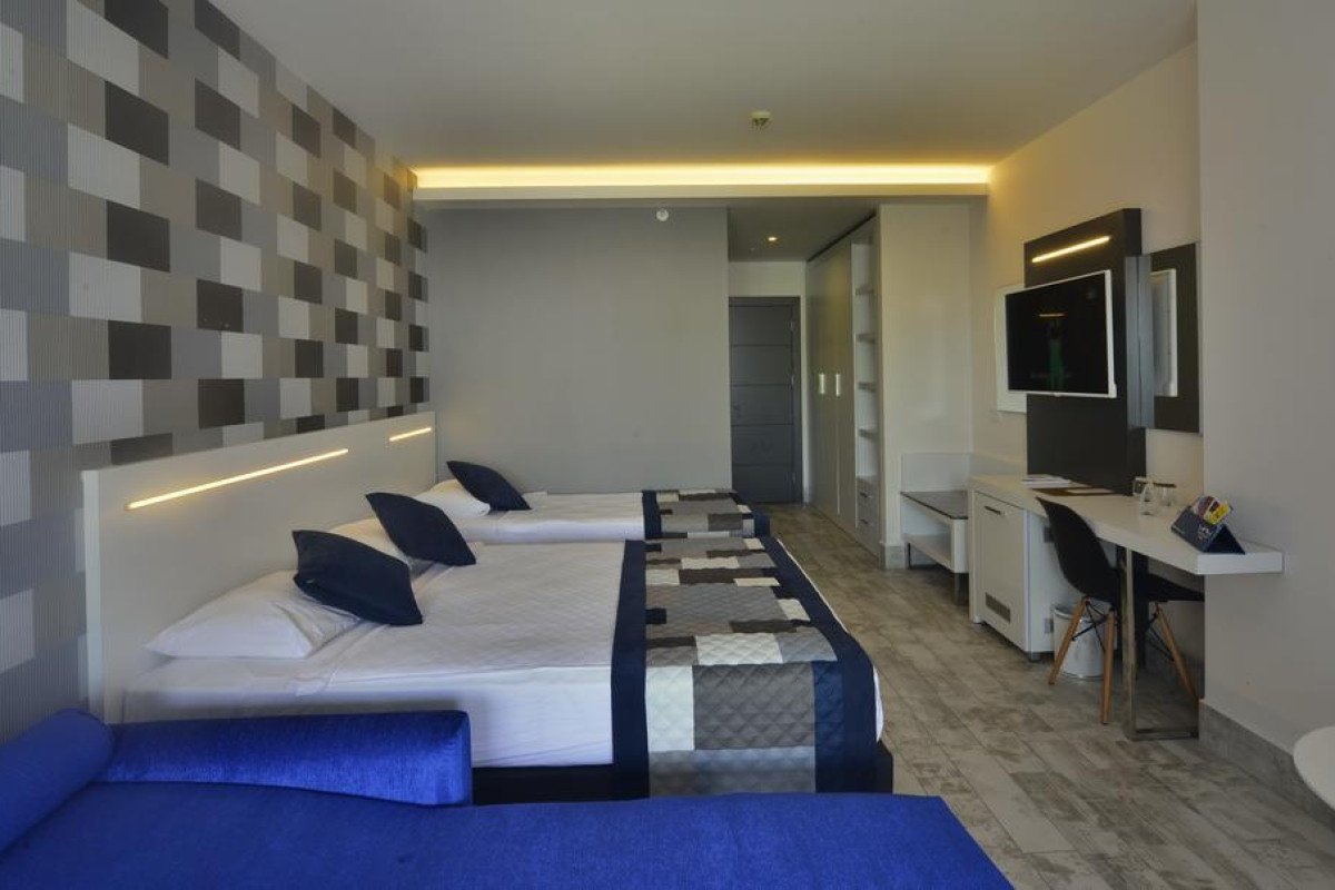 WHITE CITY BEACH HOTEL