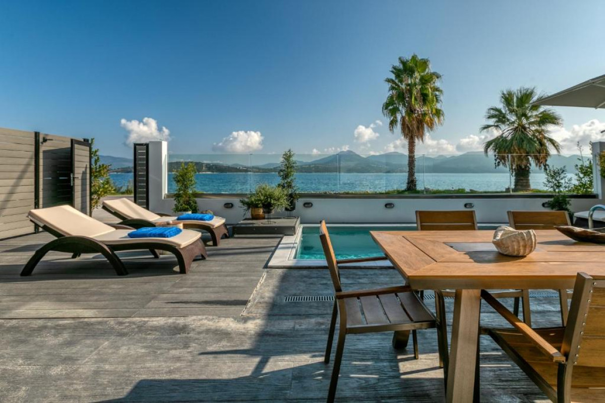 White Rock Villas Lefkada
