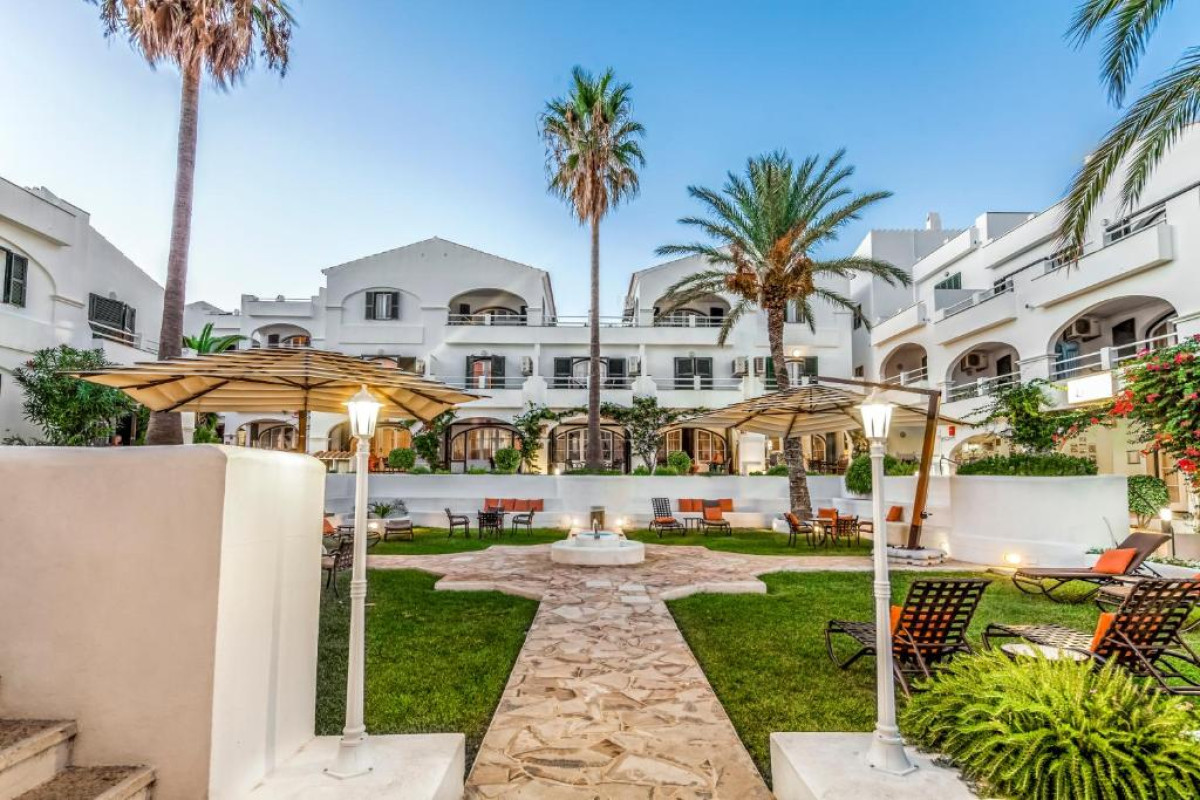 White Sands Beach Club