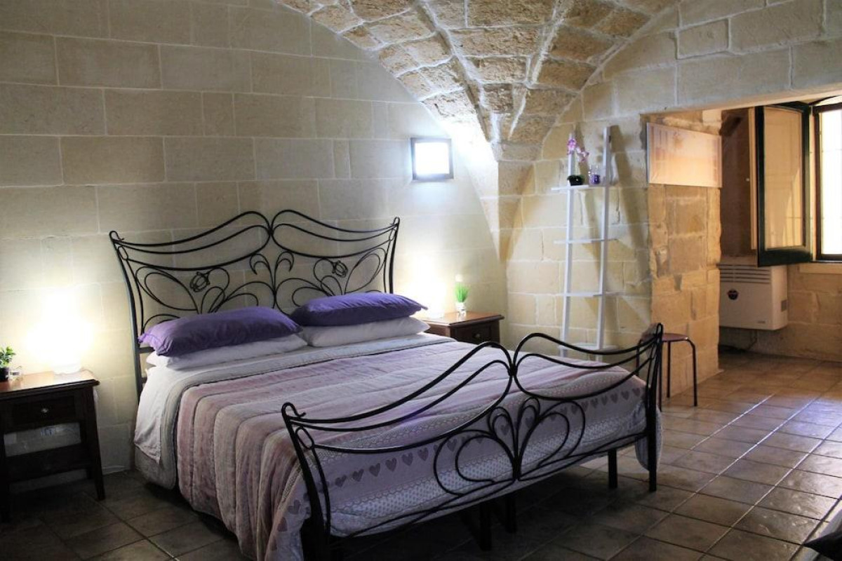 White Suite B&B