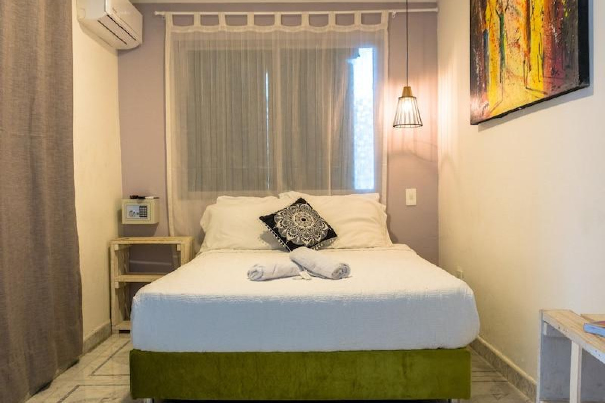 Wonderland Party Hostel