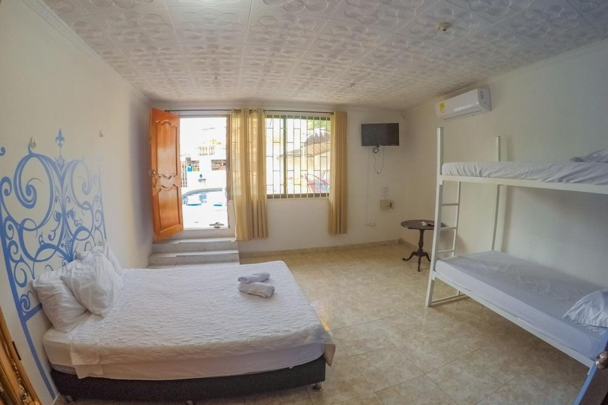 Wonderland Party Hostel