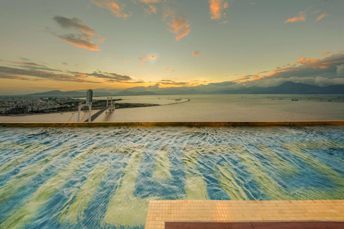 Hotel Wyndham Danang Golden Bay