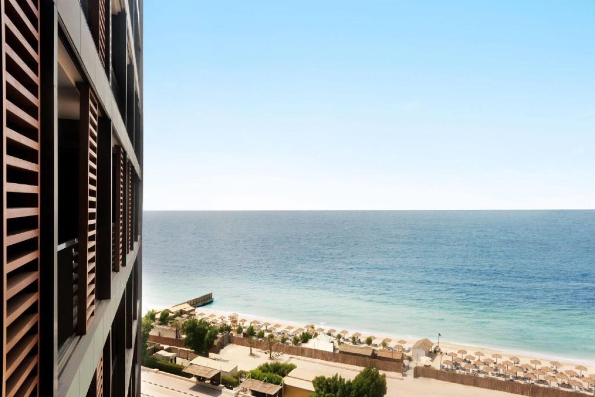 Hotel Wyndham Garden Ajman Corniche