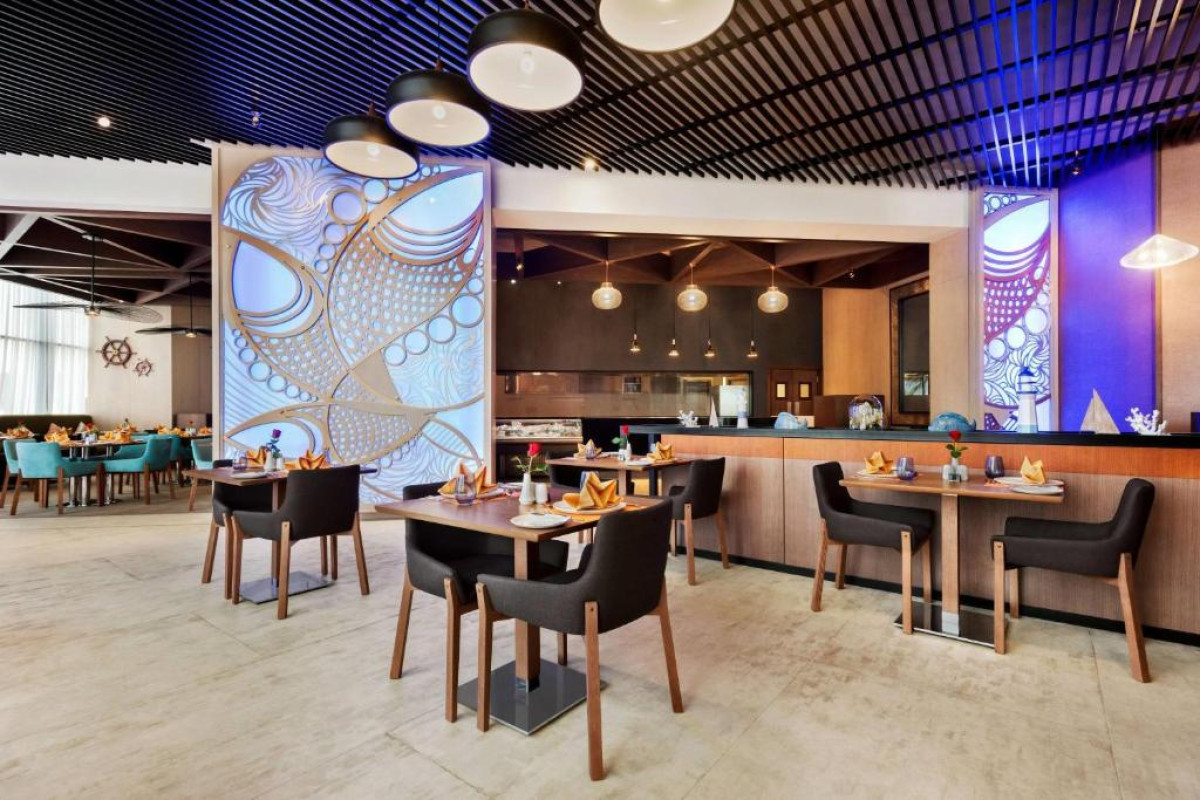 Hotel Wyndham Garden Ajman Corniche