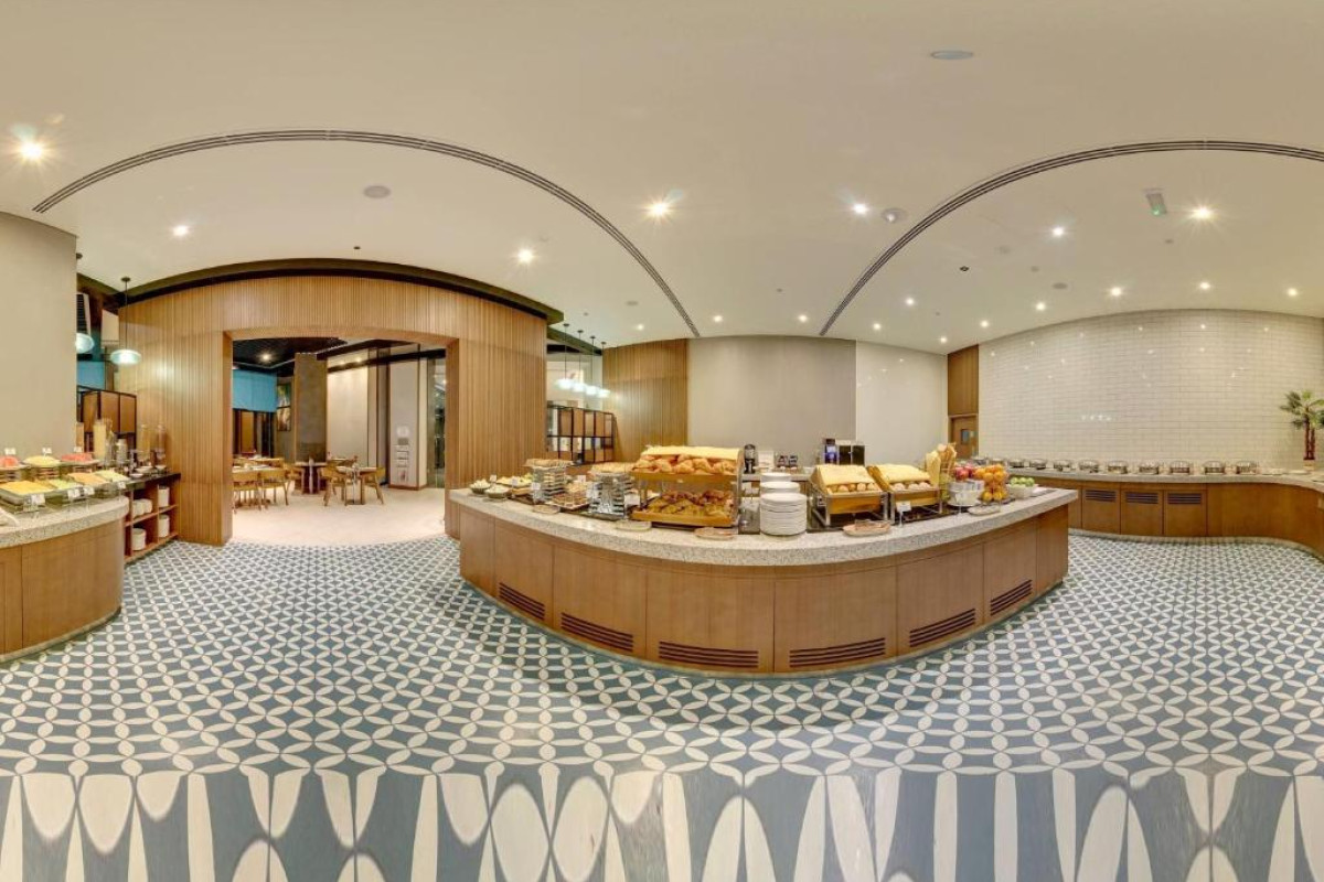 Hotel Wyndham Garden Ajman Corniche