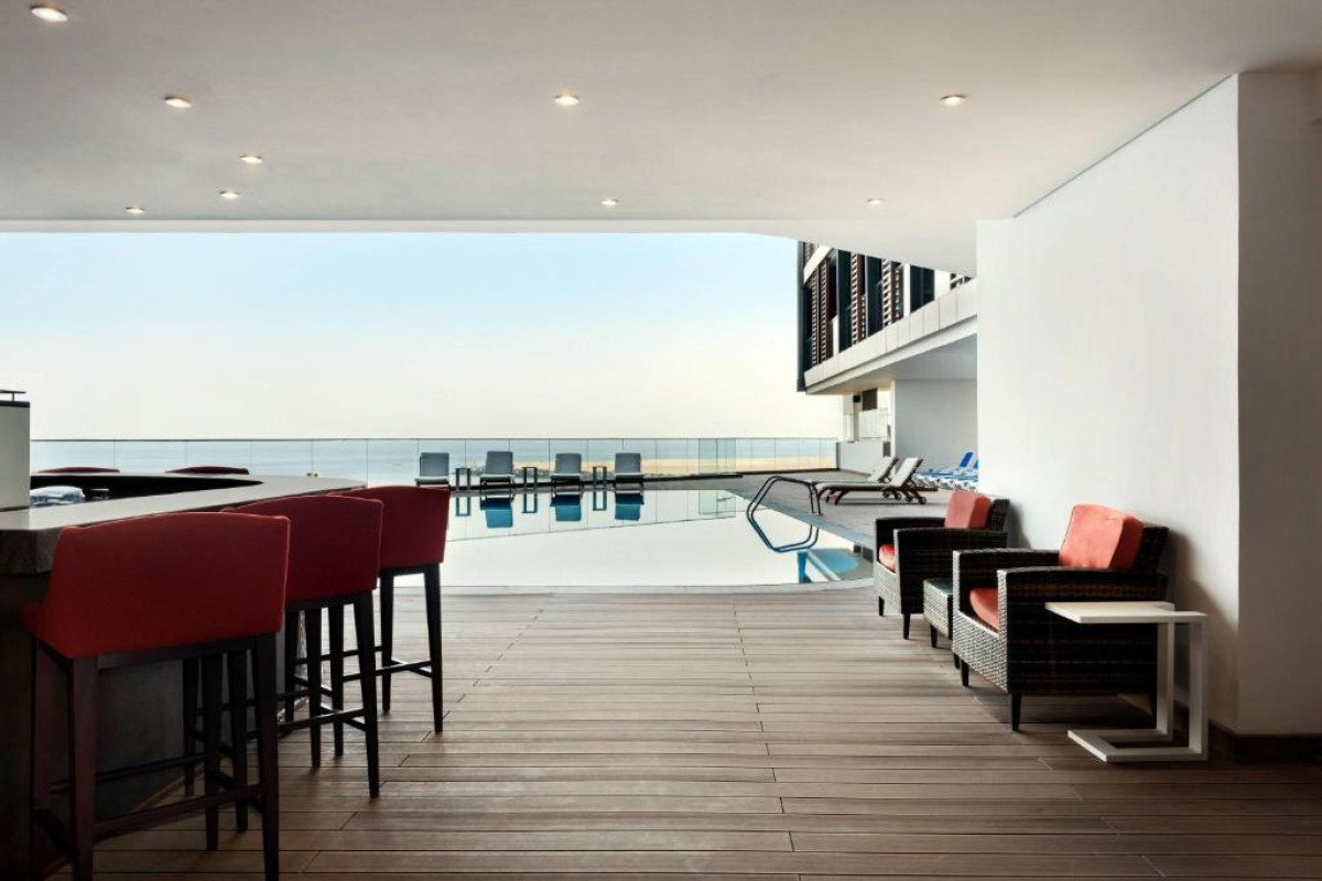 Hotel Wyndham Garden Ajman Corniche