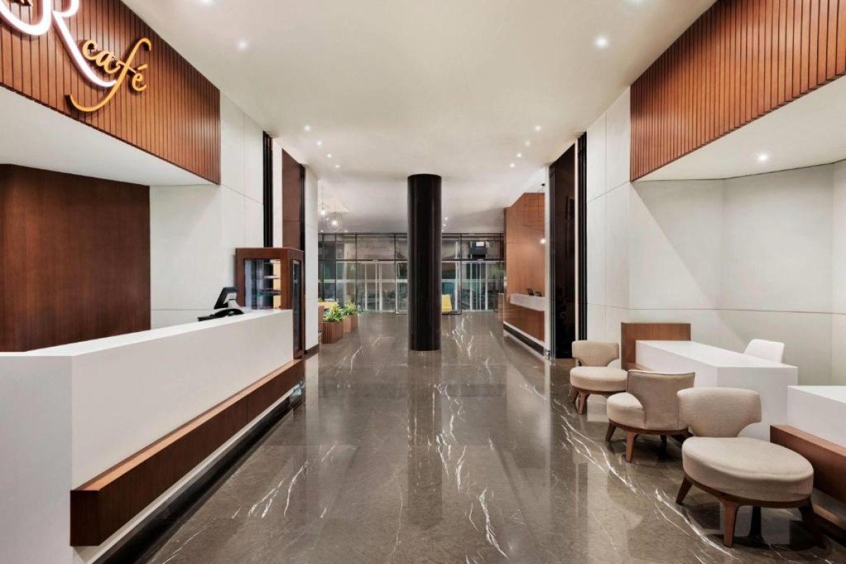 Hotel Wyndham Garden Ajman Corniche