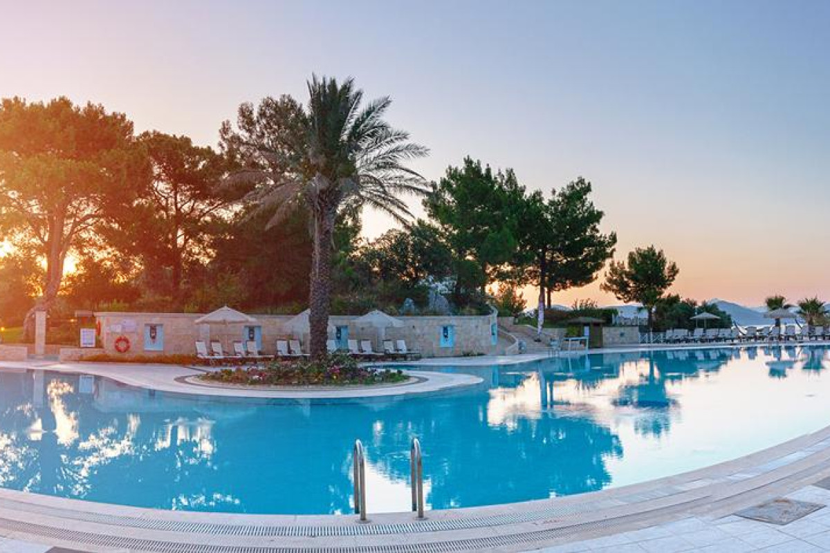 X Life Hotel Sarigerme