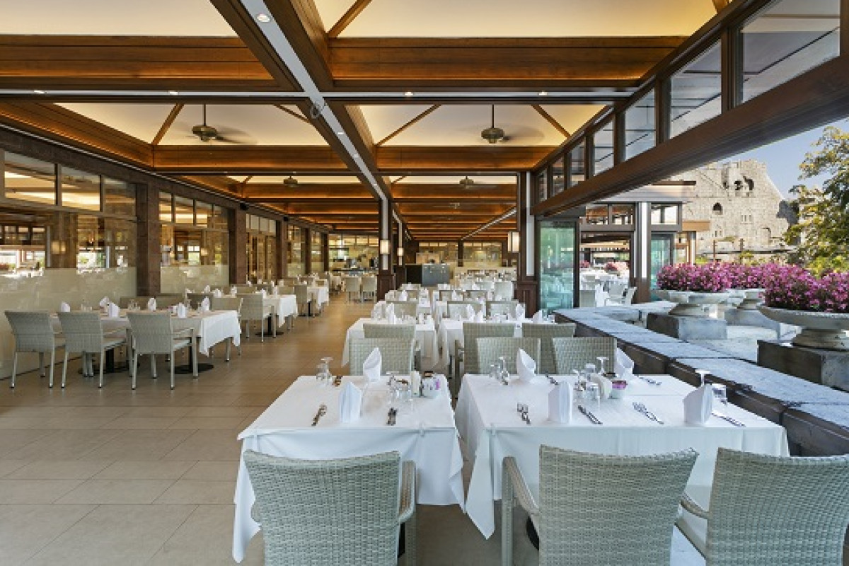 XANADU RESORT HOTEL