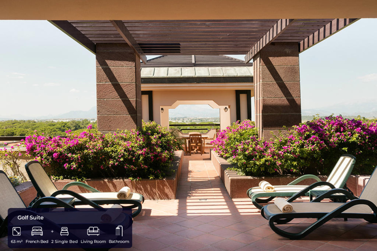 XANADU RESORT HOTEL