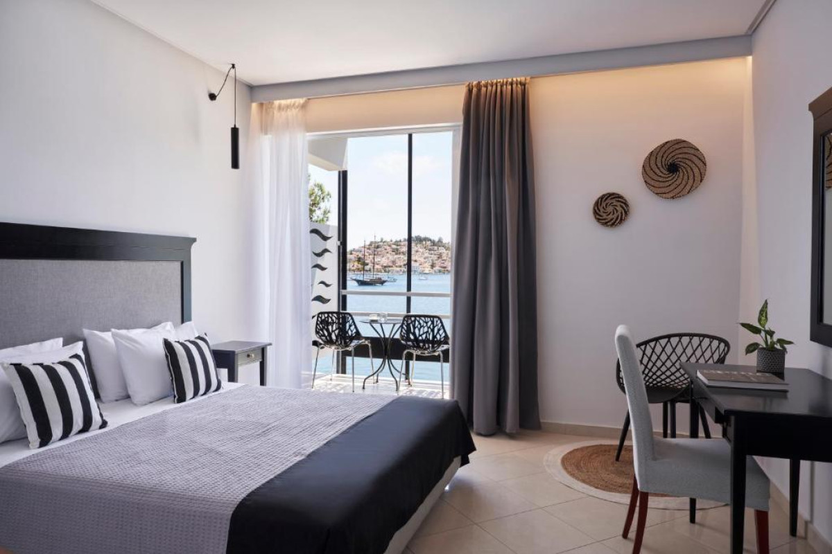 Hotel Xenia Poros Image