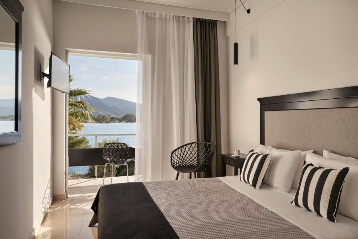 Hotel Xenia Poros Image