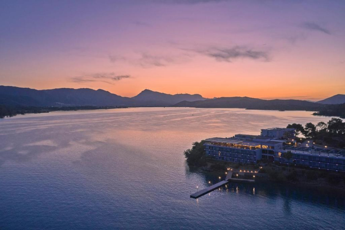 Hotel Xenia Poros Image