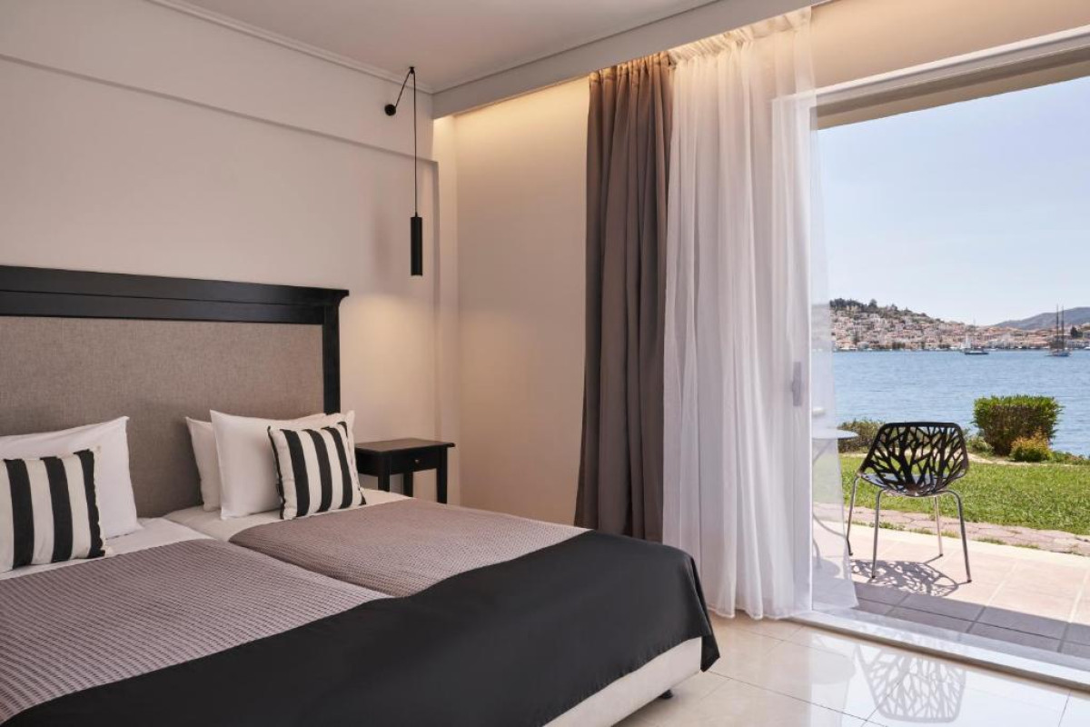 Hotel Xenia Poros Image