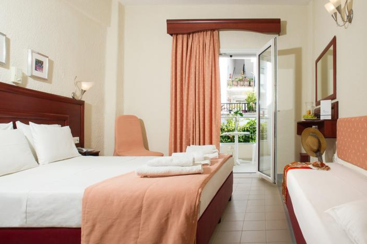 Xenios Loutra Village Beach Hotel