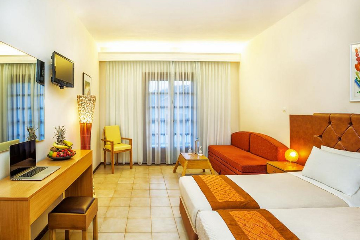 Xenios Possidi Paradise Hotel