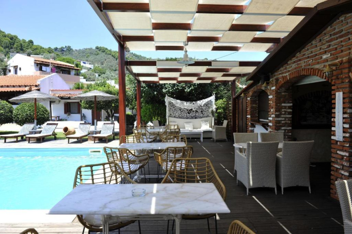 Hotel Yalis Studios