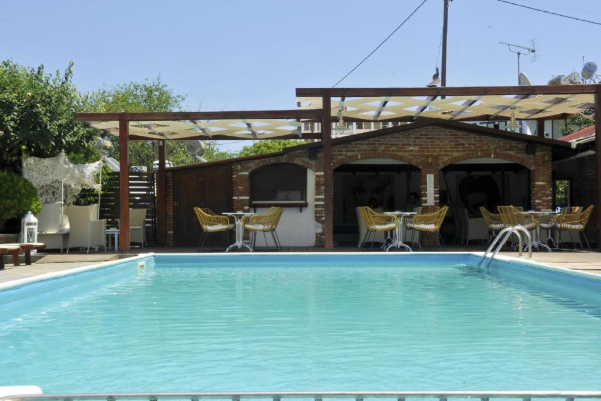 Hotel Yalis Studios