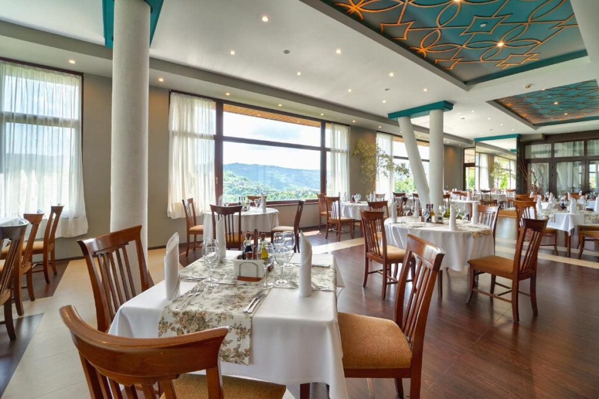 Yantra Grand Hotel
