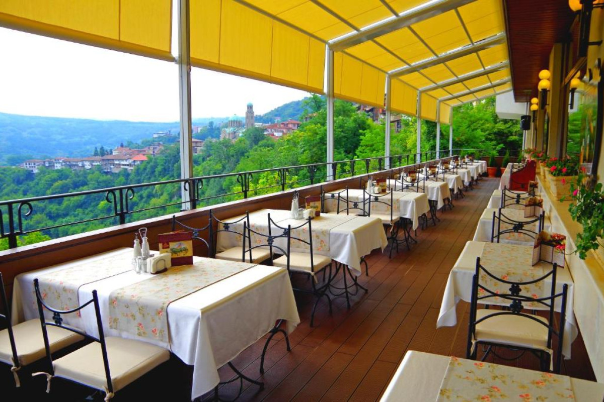 Yantra Grand Hotel