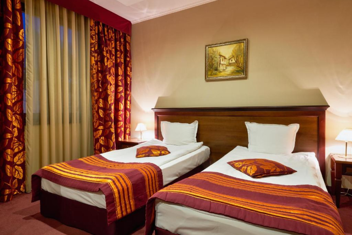 Yantra Grand Hotel