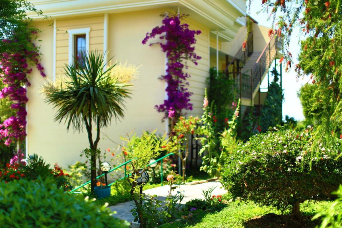 Yel Holiday Resort
