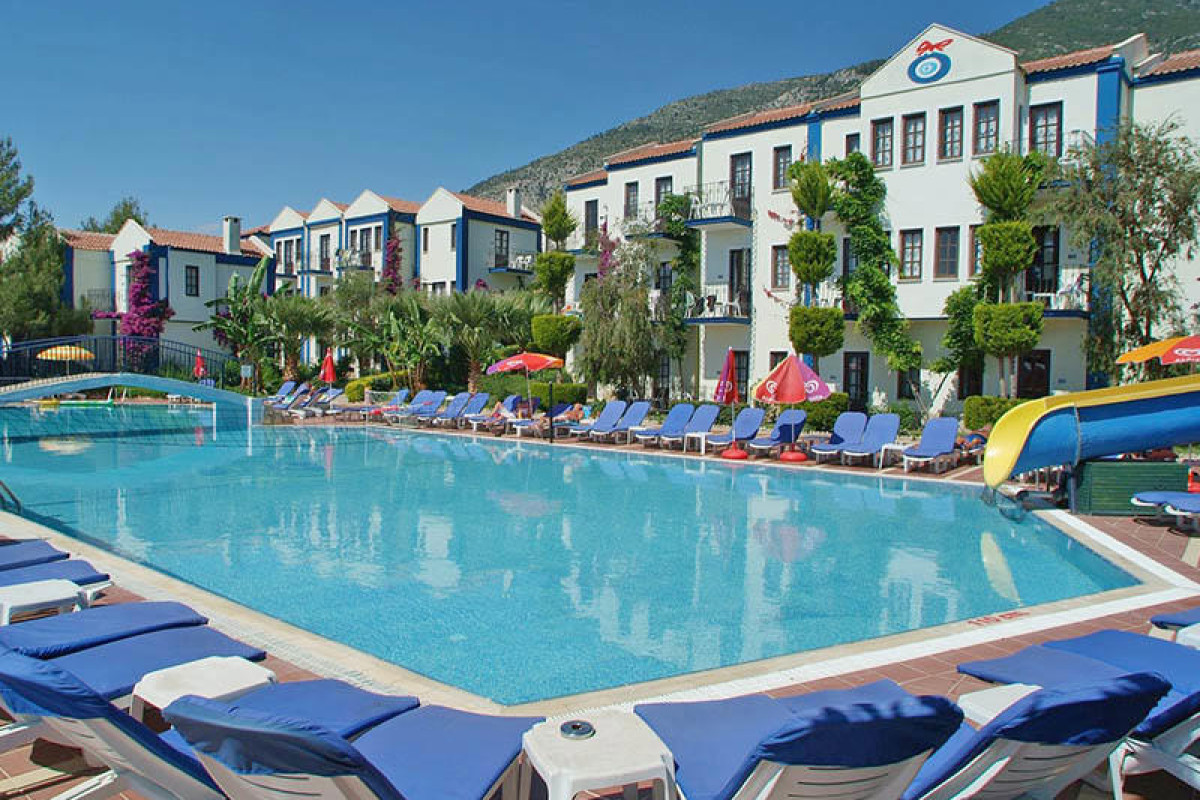 YEL HOLIDAY RESORT