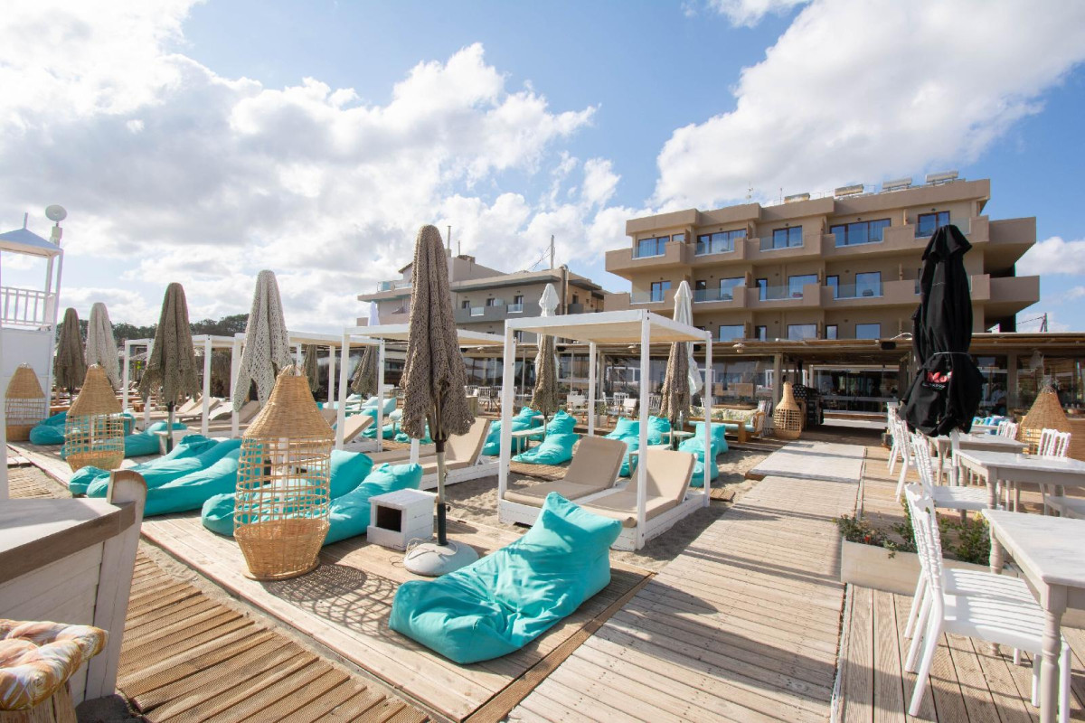 Yianna Caravel Suites By Checkin Adults Only