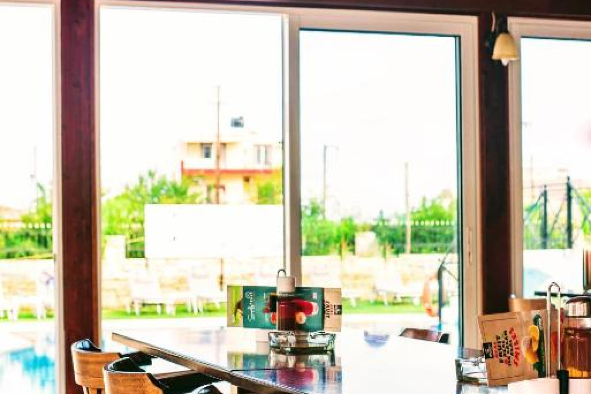 Hotel Yiannis Manos