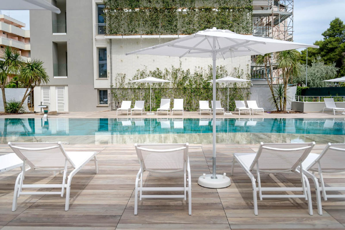 Youmami Lifestyle Suite Hotel
