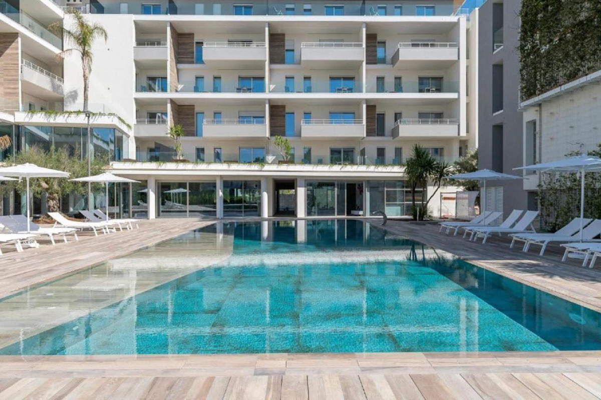 Youmami Lifestyle Suite Hotel