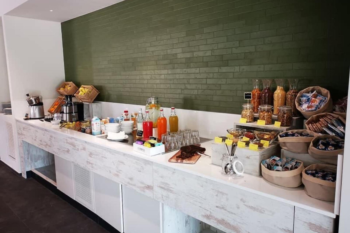 Youmami Lifestyle Suite Hotel