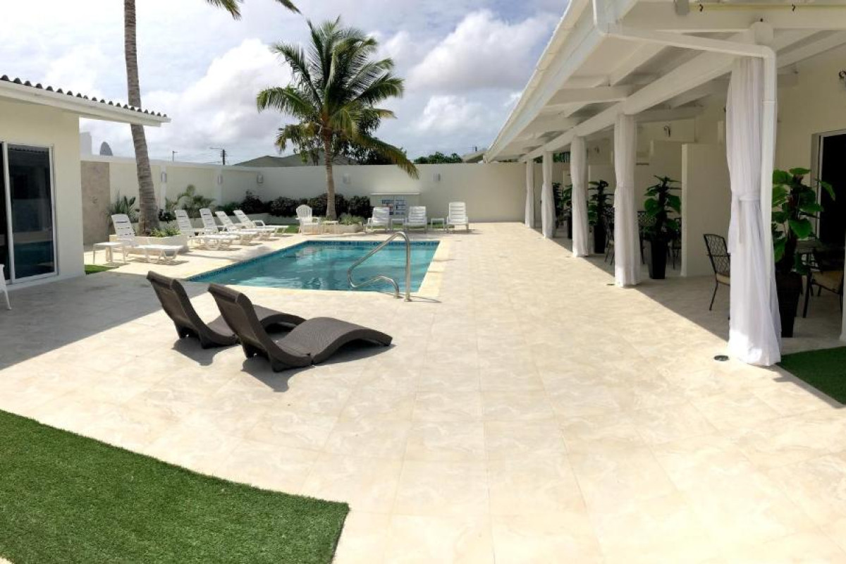 Yoyita Suites Aruba