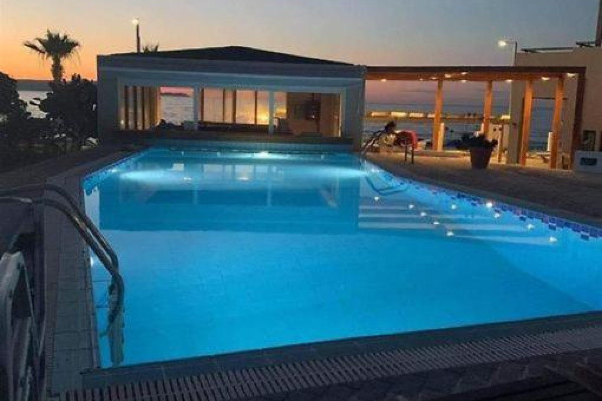 Yria Beach Hotel