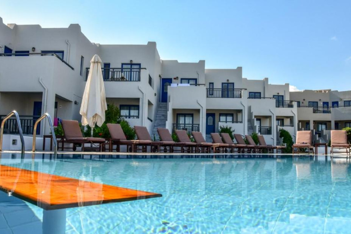 Yria Beach Hotel