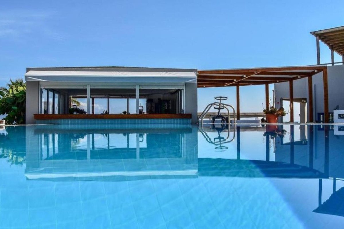 Yria Beach Hotel