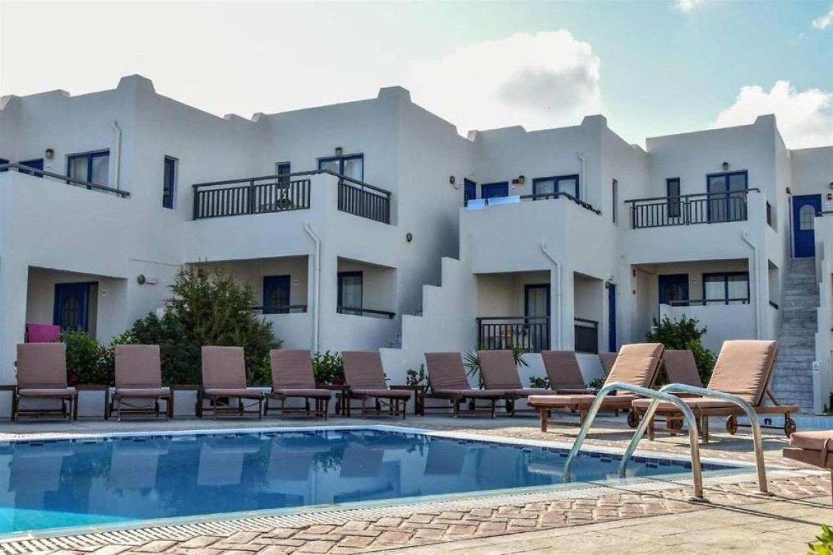Yria Beach Hotel