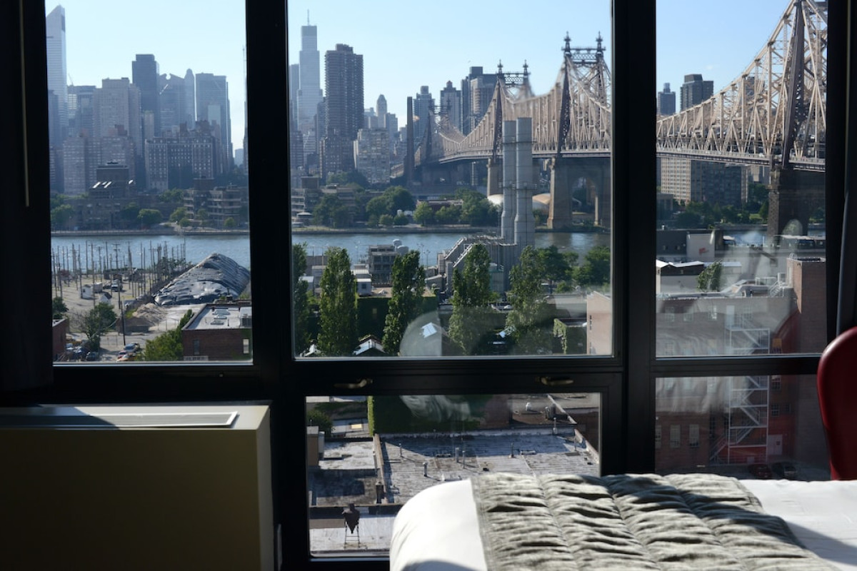 Z NEW YORK