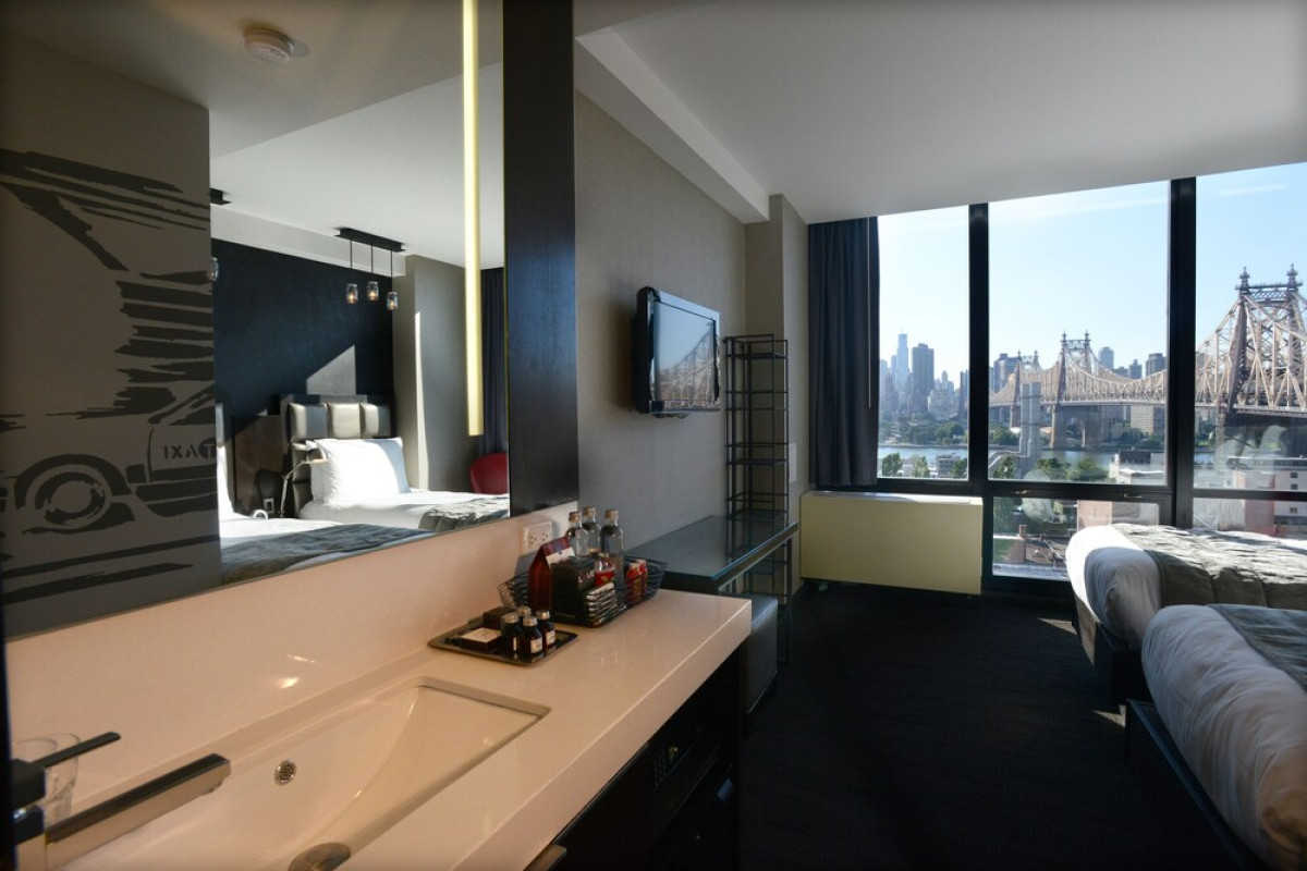 Z NEW YORK