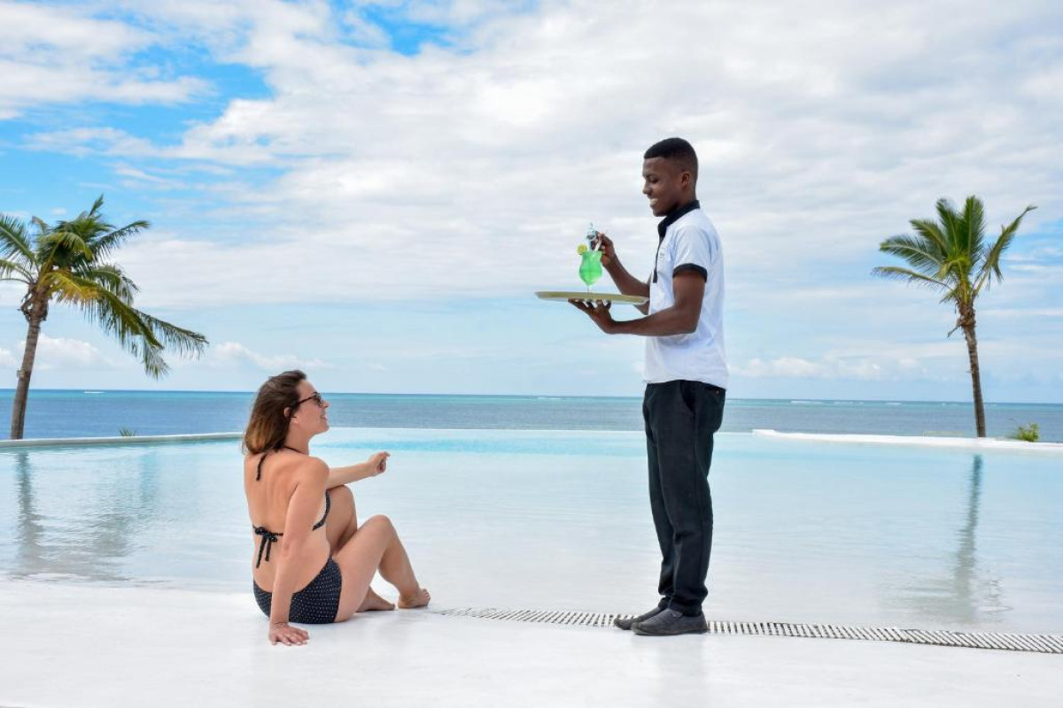 Zanbluu Beach