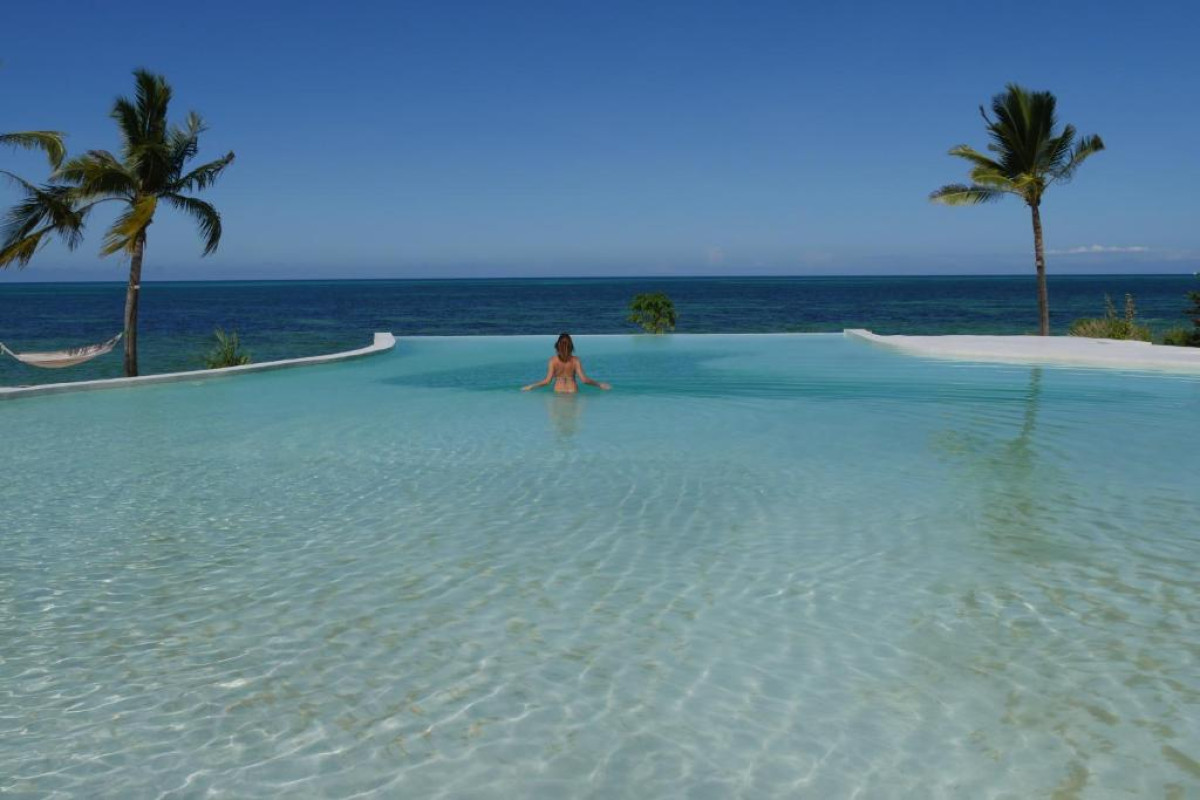 Zanbluu Beach