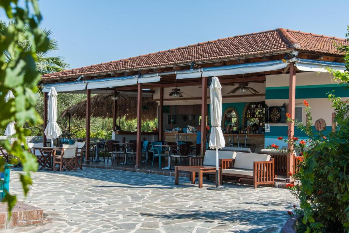 ZANTE NEST STUDIOS AND APARTMENTS