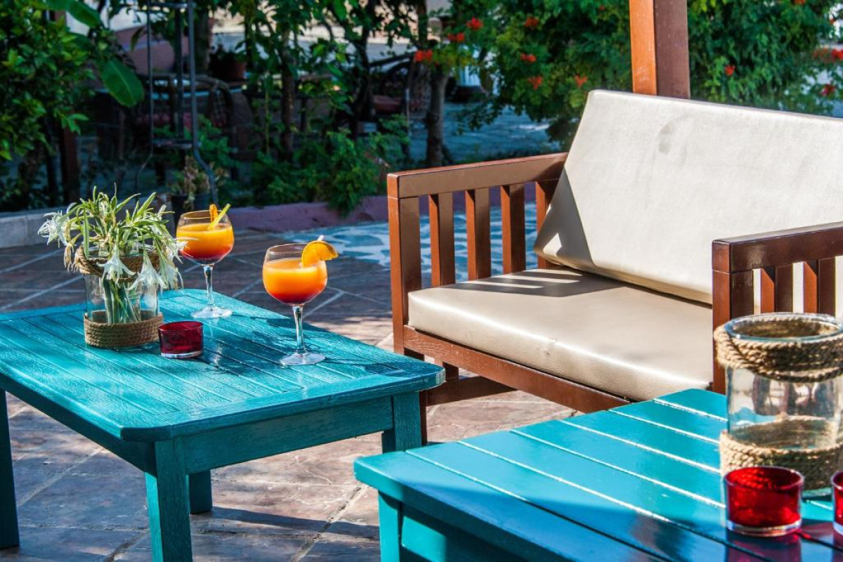 ZANTE NEST STUDIOS AND APARTMENTS