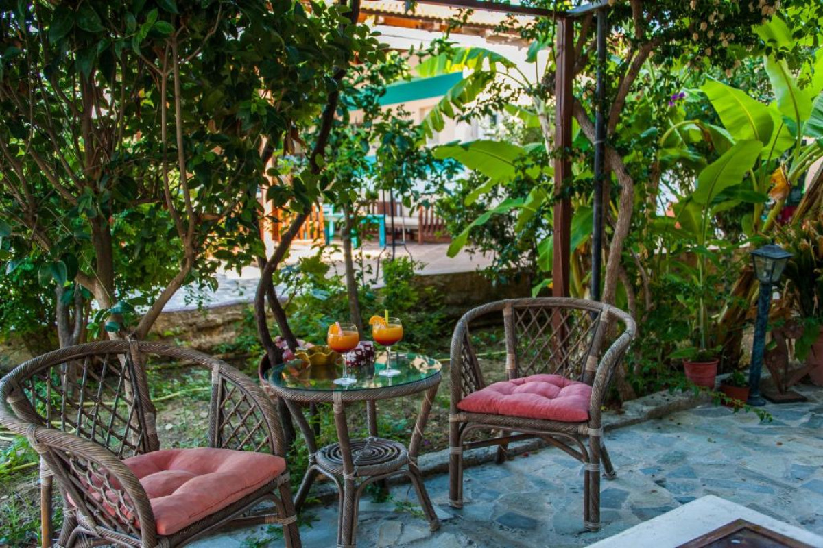 ZANTE NEST STUDIOS AND APARTMENTS