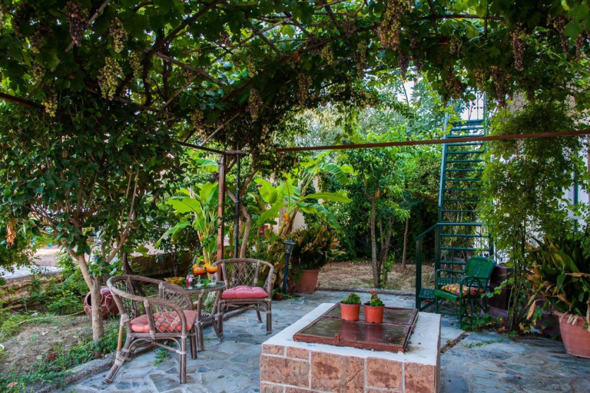 ZANTE NEST STUDIOS AND APARTMENTS