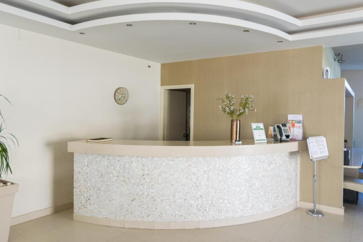 Zante Plaza Hotel & Apartments
