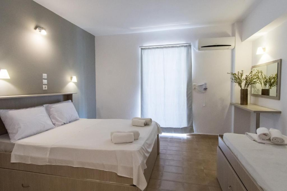 Zante Plaza Hotel & Apartments