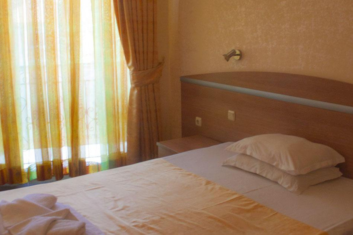ZEUS POMORIE